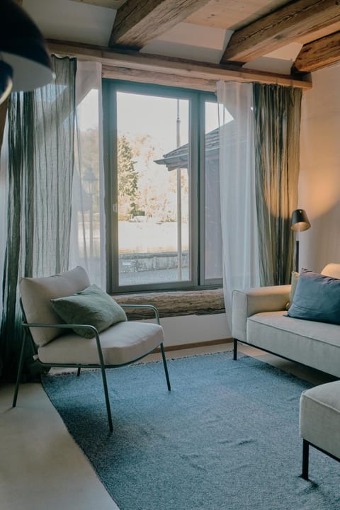 View (from property/room), View (from property/room), Living room, Pets, Pets, Pets, Quiet street view, internet, internet, pet friendly, pet friendly