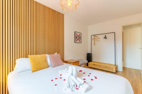 Bed, Night, Bedroom, storage