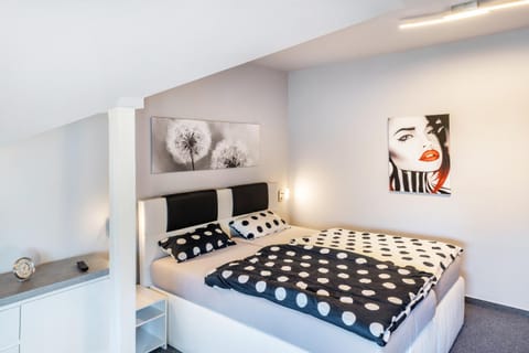 Living room, Bedroom