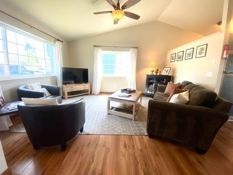 Cozy Home minutes from Montana activities House in Hamilton