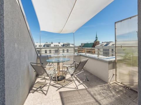 Patio, Day, View (from property/room), Balcony/Terrace, Dining area