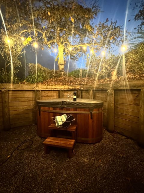 Vineyard Cottages - Kumeu Hotel in Auckland