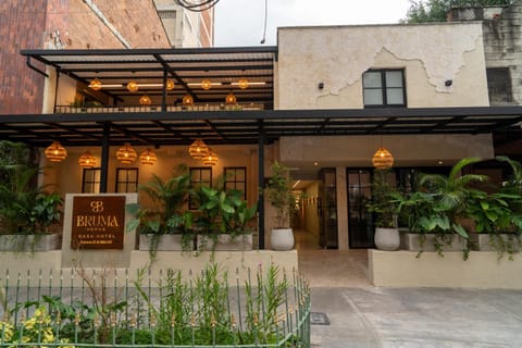 Facade/entrance, Day