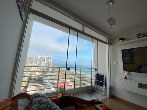 Communal lounge/ TV room, Natural landscape, Balcony/Terrace, Living room, Sea view