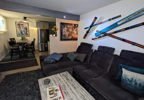 Communal lounge/ TV room, Living room