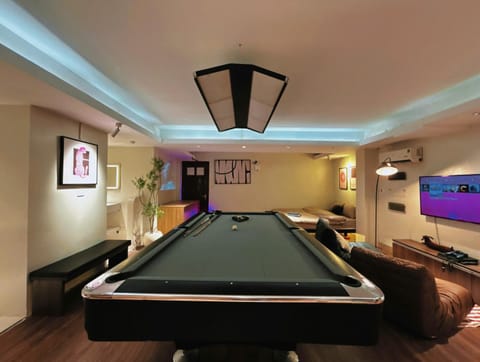 Billiard, Game Room, Evening entertainment
