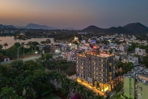 Property building, Natural landscape, City view, Mountain view
