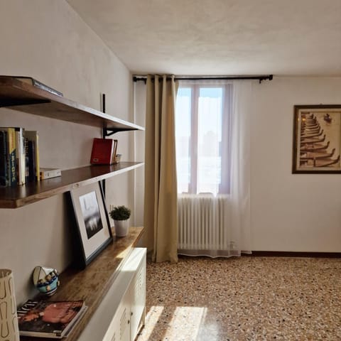 Silk Road Hostel in Lido di Venezia