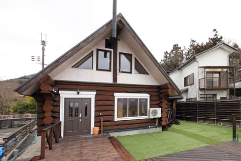 Property building, Facade/entrance, Garden