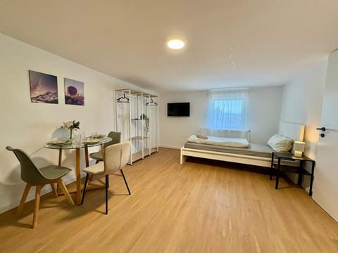 Bed, Kitchen or kitchenette, Living room, kitchen
