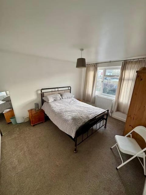 Westbrook Spacious 3 Bed in Exeter House in Exeter