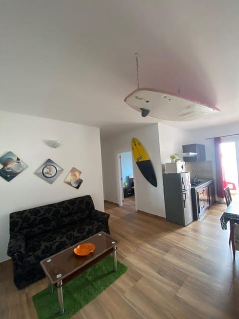 TV and multimedia, Kitchen or kitchenette, Living room, Seating area