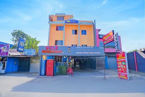 Property building, Facade/entrance