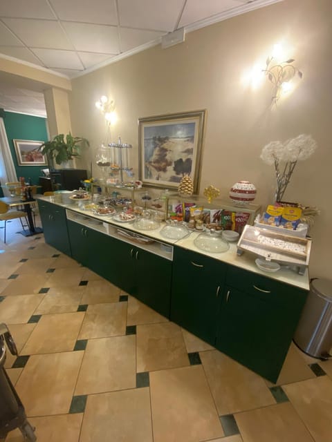 Buffet breakfast