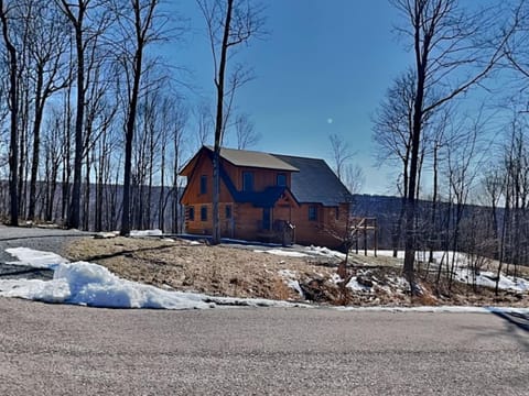 Property building, Day, Natural landscape, Winter