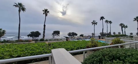 Palm Breeze Retreat Apartment in Sea Point