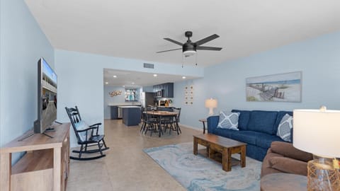 Sea Spray - Premium Location Downtown, Gulf Views! Apartment in Cedar Key