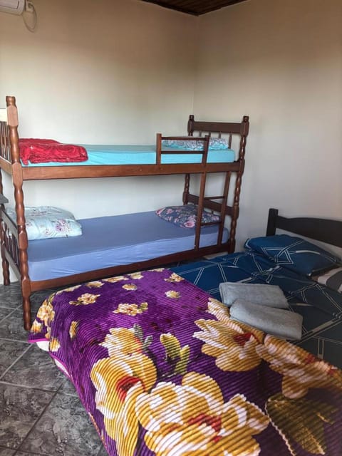 Bed, Photo of the whole room, bunk bed