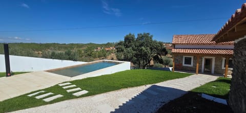 Garden, Balcony/Terrace
