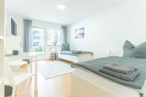 Bed, Balcony/Terrace, Dining area, Bedroom