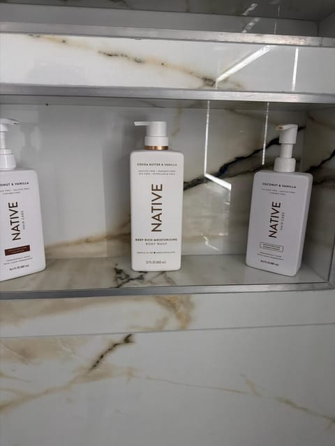 Furnished 2BR Suite in Suwanee with Flexible Lease Bed and Breakfast in Suwanee