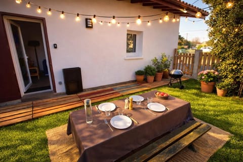 Garden, Dining area, Garden view