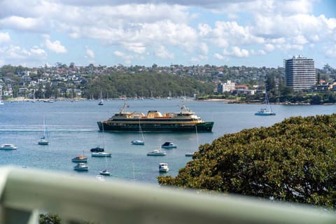 Nearby landmark, Day, Natural landscape, Activities, View (from property/room), View (from property/room), Balcony/Terrace, Balcony/Terrace, City view, Sea view