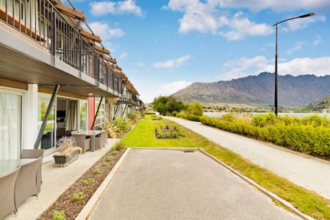 Property building, Patio, Facade/entrance, Natural landscape, Garden, View (from property/room), Balcony/Terrace, Beach, Garden view, Lake view, Landmark view, Mountain view