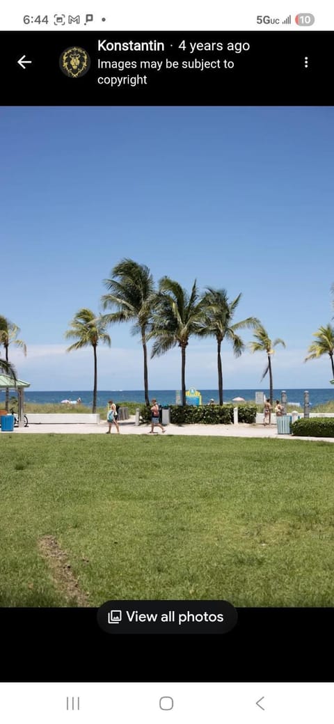 Villa by the Sea Apartment in Lauderdale-by-the-Sea