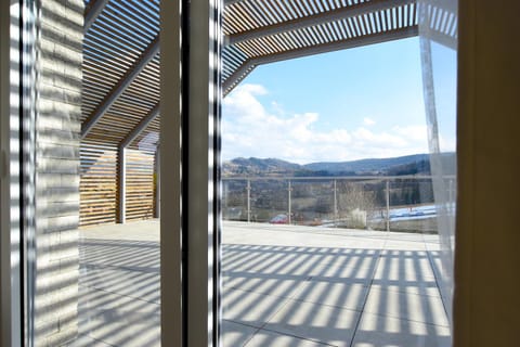 Spring, Day, View (from property/room), Balcony/Terrace
