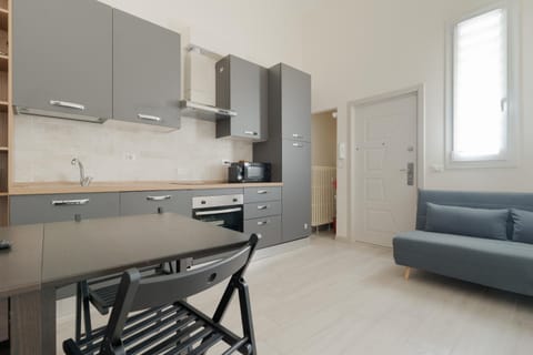 Kitchen or kitchenette, Living room, Dining area