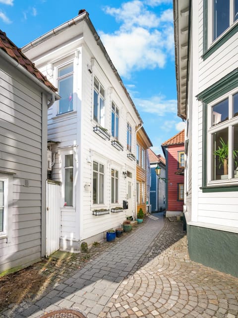 Neighbourhood