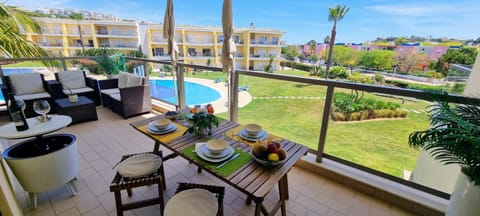 Patio, Garden, Balcony/Terrace, Dining area, Garden view, Pool view, Swimming pool