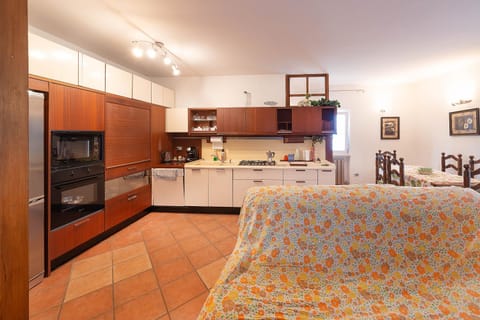 Kitchen or kitchenette, kitchen