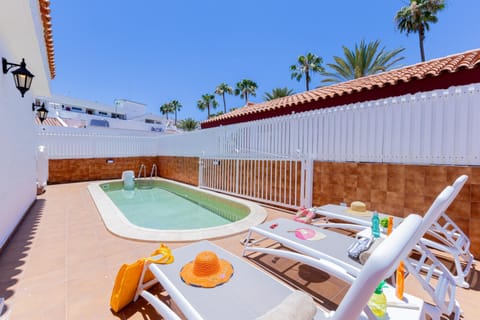 Solarium, Swimming pool
