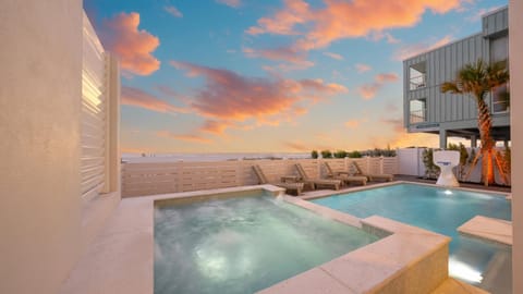 The Pearl House in Clearwater Beach