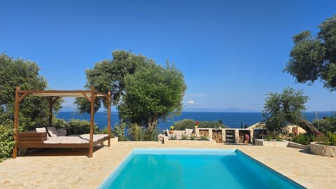 Sea view, Swimming pool