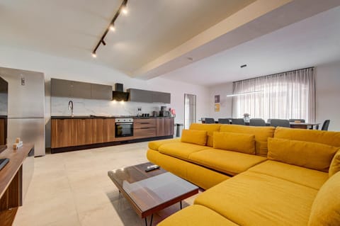 Villa Ilwien with a Private Rooftop Lounge Area and Pool House in Malta