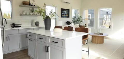 Modern Off-Grid Tiny House on Our 13 Acre Farm House in Tennessee