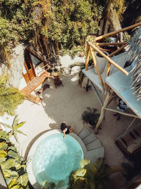 Balcony/Terrace, Balcony/Terrace, Swimming pool