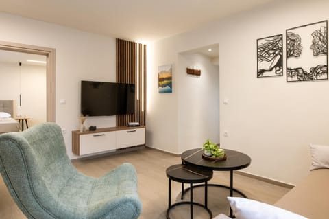 TV and multimedia, Seating area