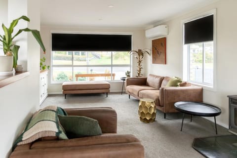 Communal lounge/ TV room, Lounge or bar