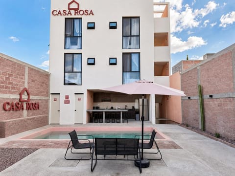 Property building, Patio, Day, View (from property/room), Living room, Dining area, sunbed