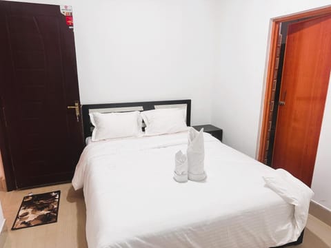 Bed, Photo of the whole room, Bedroom, towels, wardrobe
