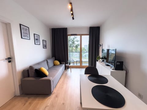 TV and multimedia, Seating area