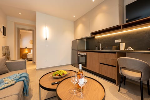 Seating area, kitchen