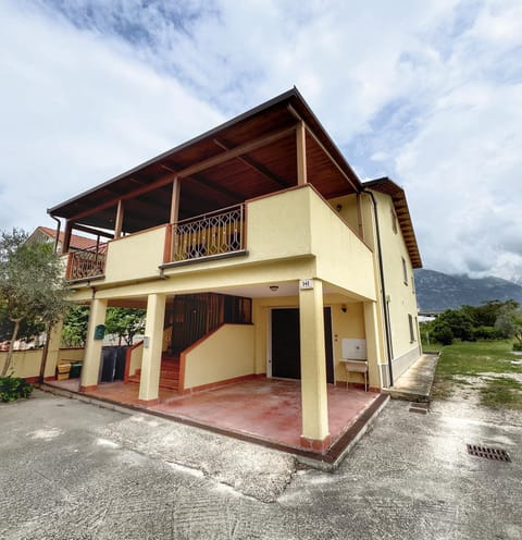 Property building, Day, Natural landscape, View (from property/room), Balcony/Terrace