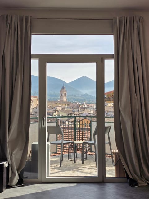 Day, Natural landscape, View (from property/room), Balcony/Terrace, Mountain view