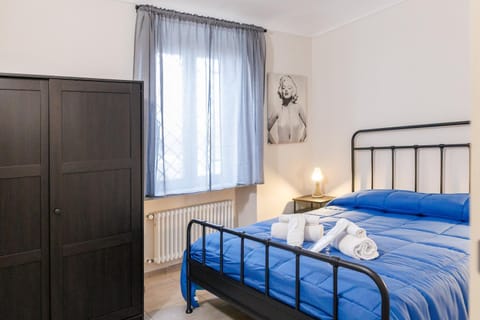 Bed, Photo of the whole room, Bedroom, towels, wardrobe