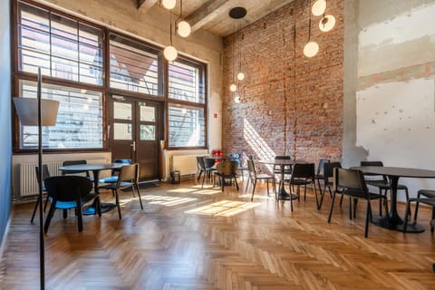 Property building, Seating area